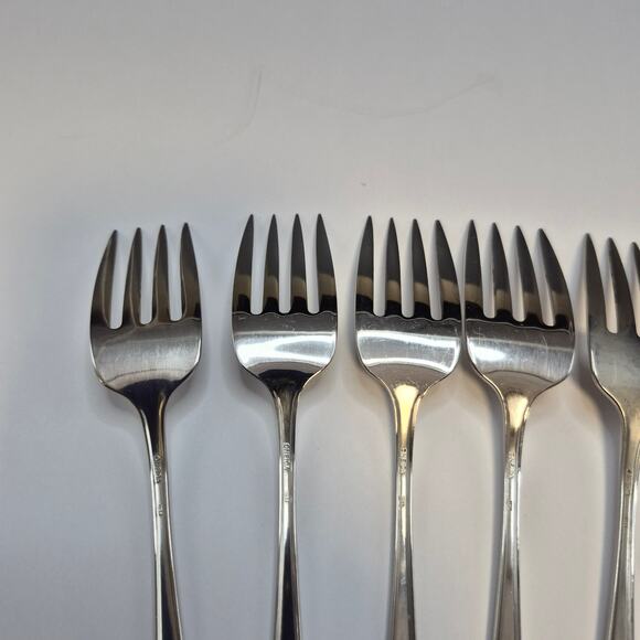 Oneida USA Lot of 7 Salad Forks SSS / Maestro - St.Leger Stainless Glossy - Picture 9 of 13